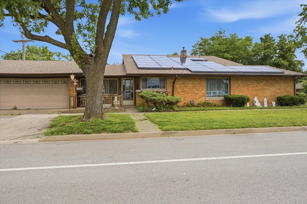 1556 Heidorn Avenue Property Photo 3