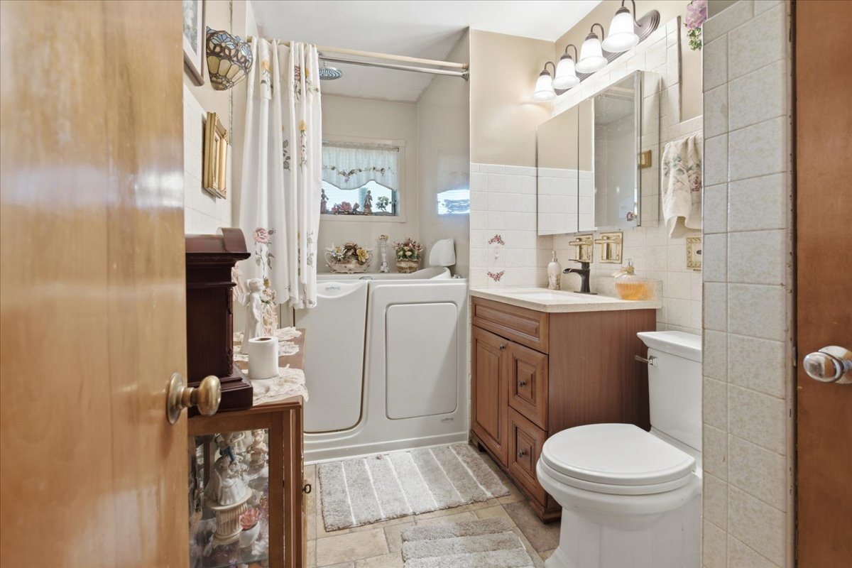 1556 Heidorn Avenue Property Photo 15