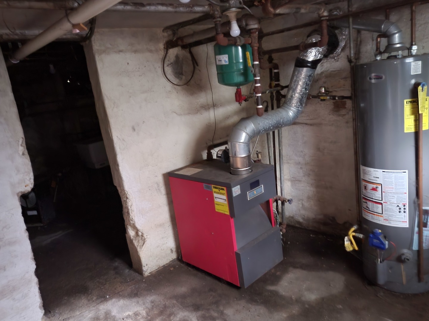 103 Center Street Property Photo 7