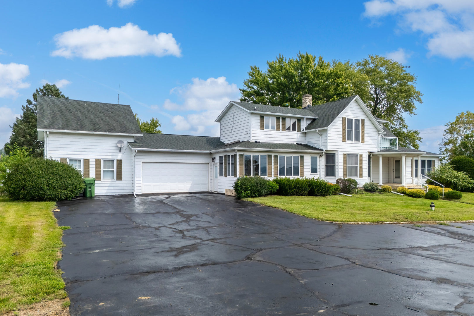 23580 Great River Road Property Photo 2