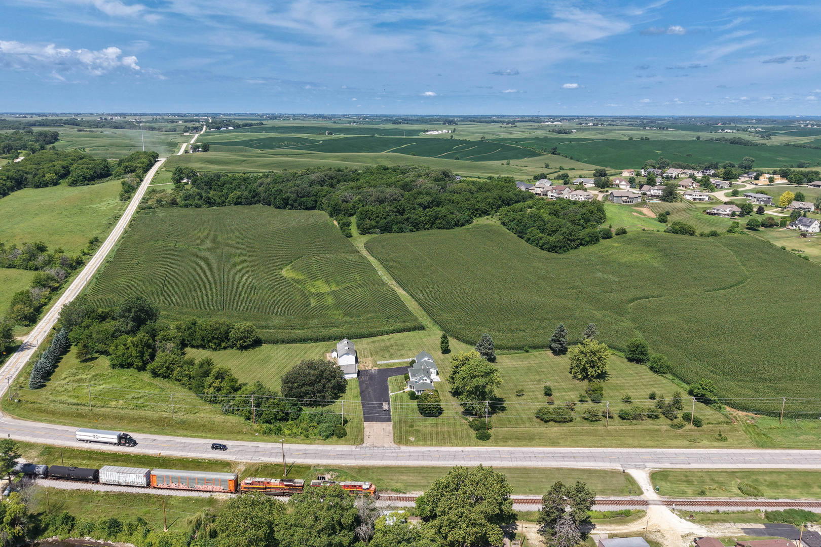 23580 Great River Road Property Photo 5