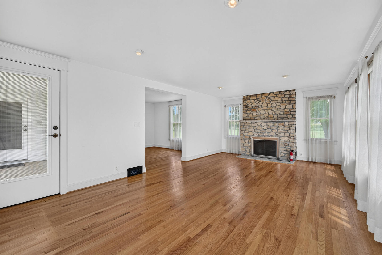 23580 Great River Road Property Photo 10