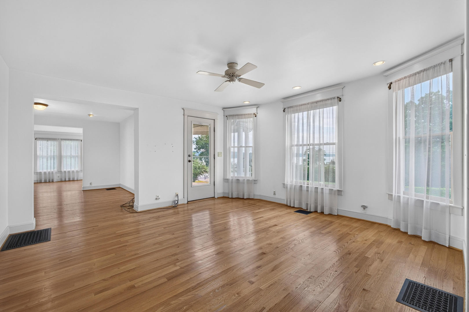 23580 Great River Road Property Photo 17