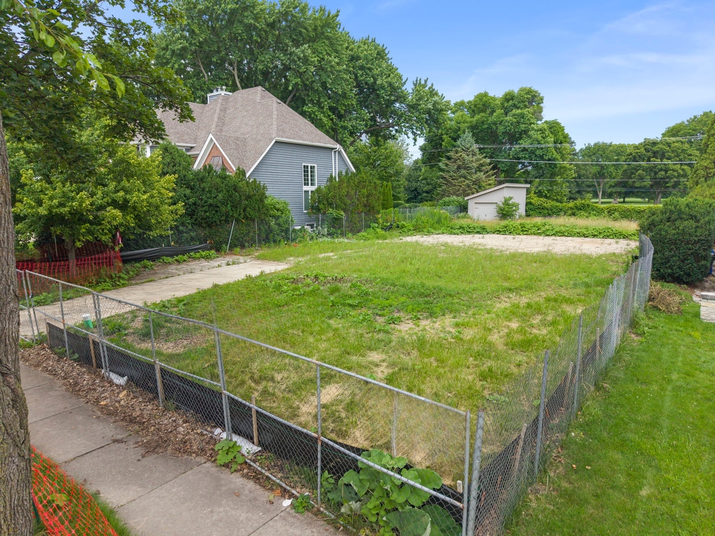 938 Waverly Road Property Photo 2