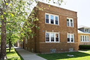 5459 N Spaulding Avenue Property Photo 1