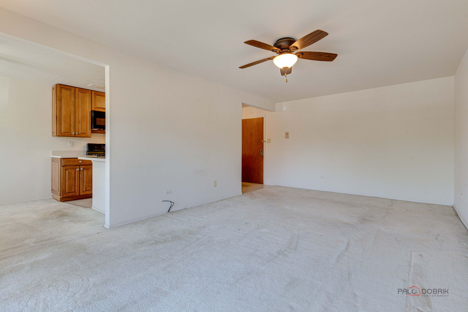 2604 N Windsor Drive 204 Property Photo 7