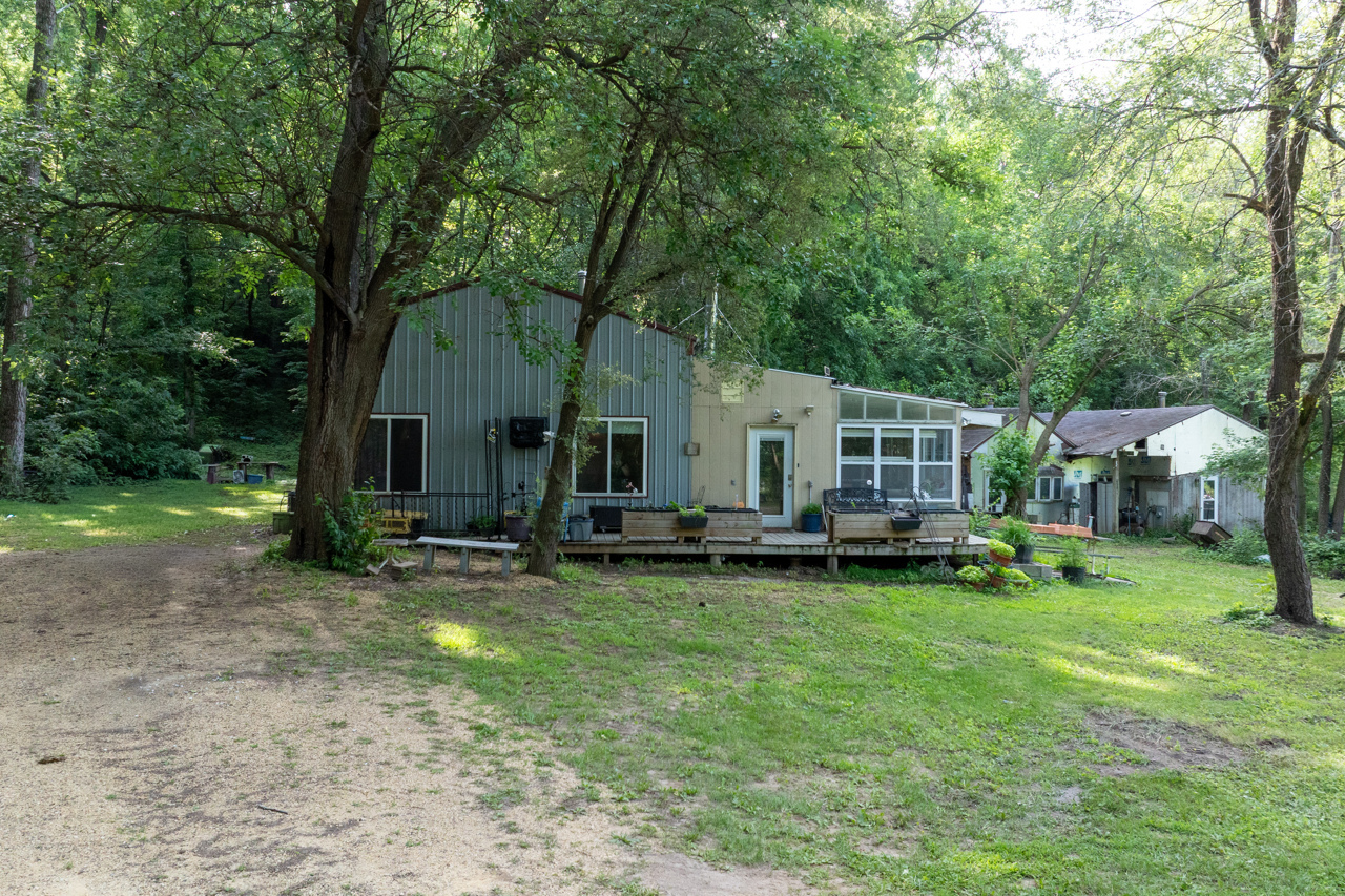 1015 Thome Road Property Photo 1