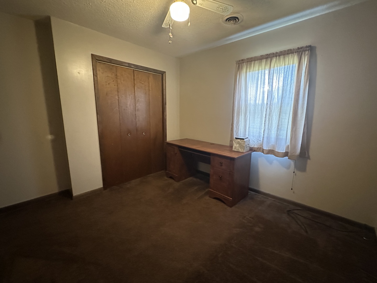 401 W Perrine Street Property Photo 28