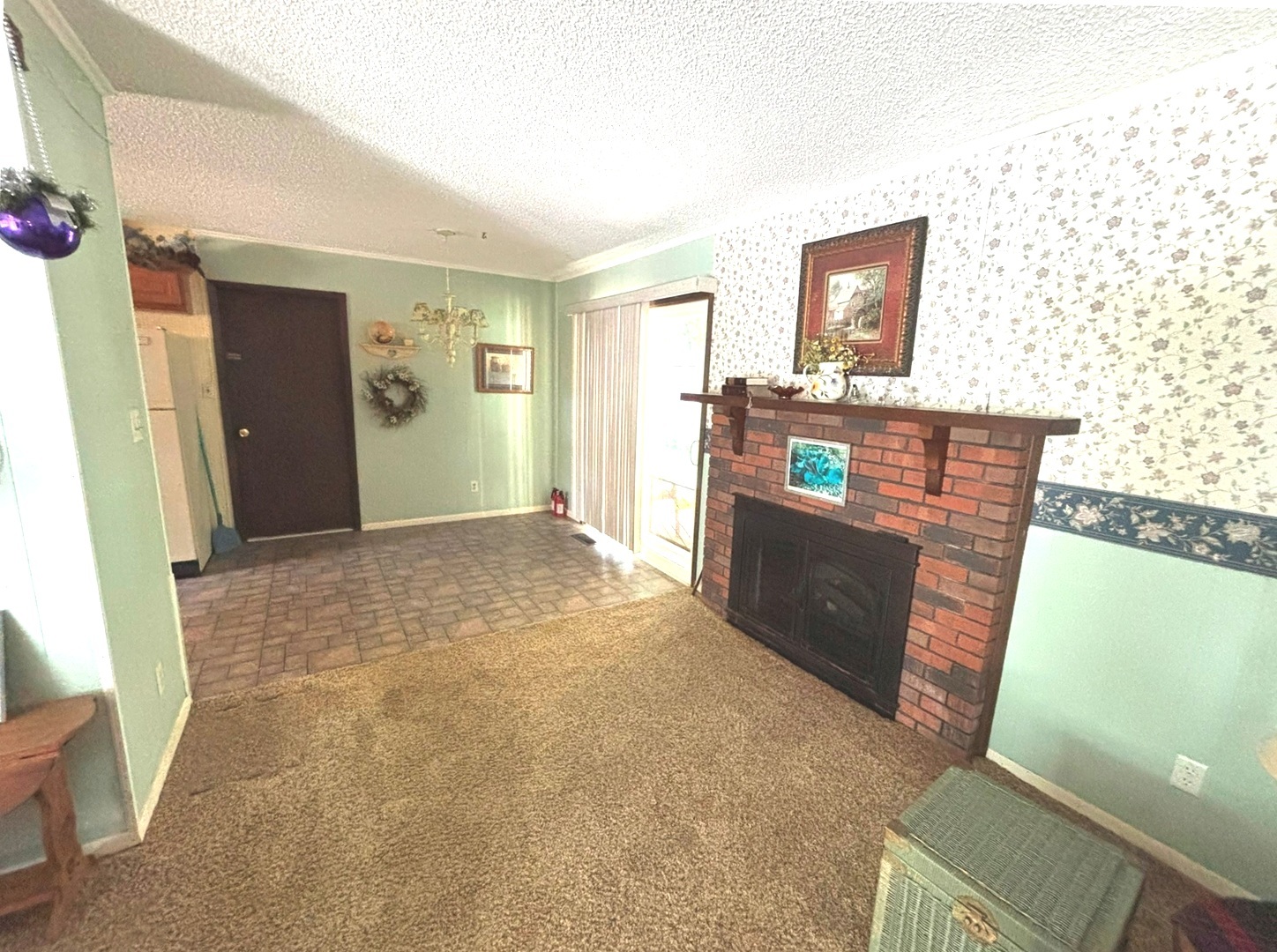217 Woodland Drive Property Photo 4
