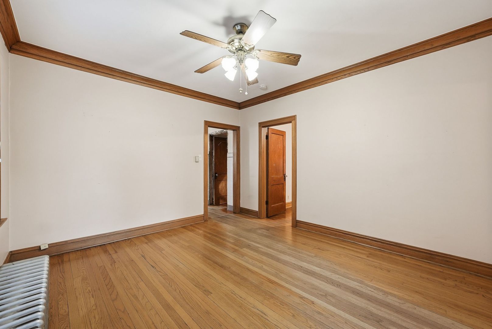 6514 S Kedvale Avenue Property Photo 5