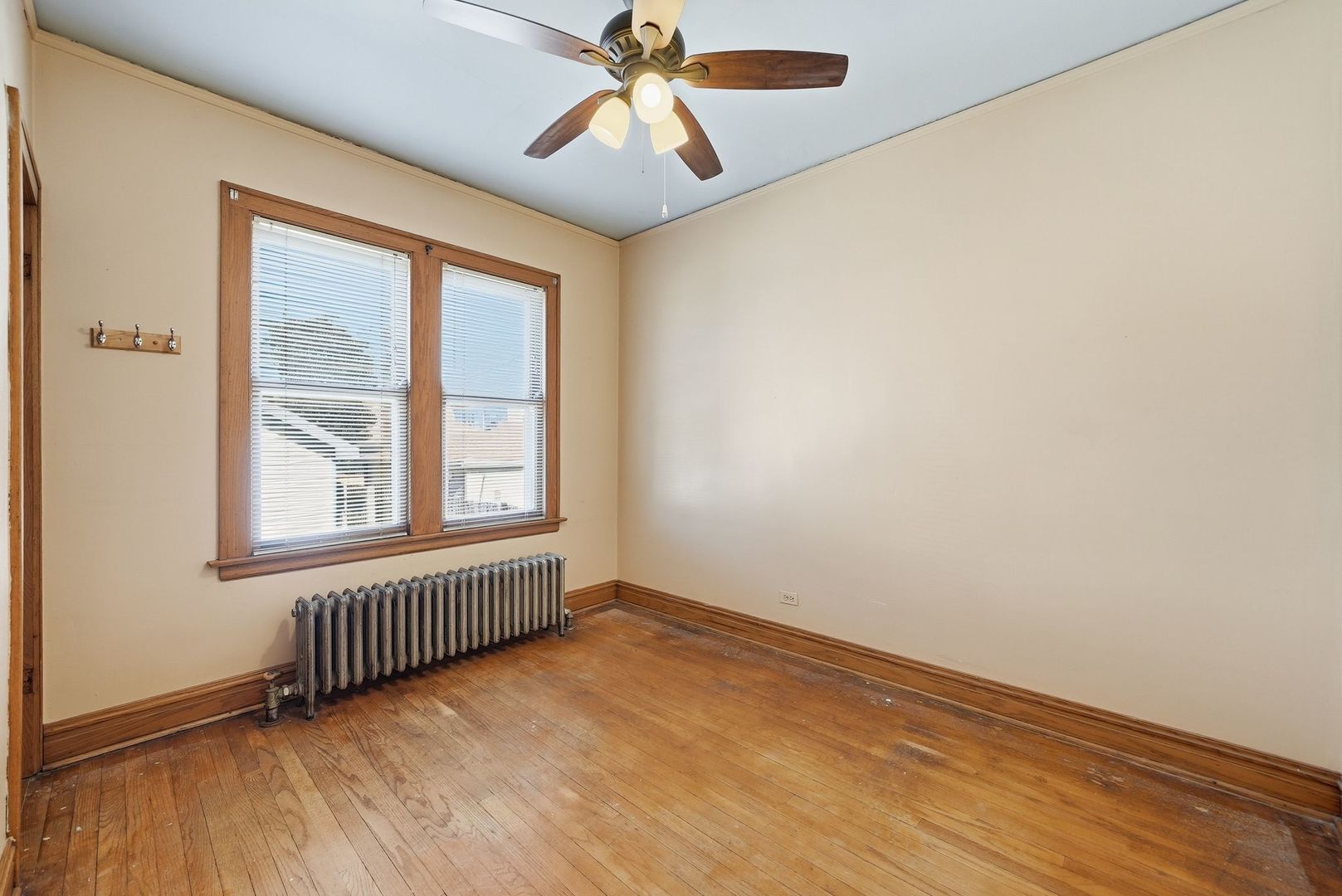 6514 S Kedvale Avenue Property Photo 11