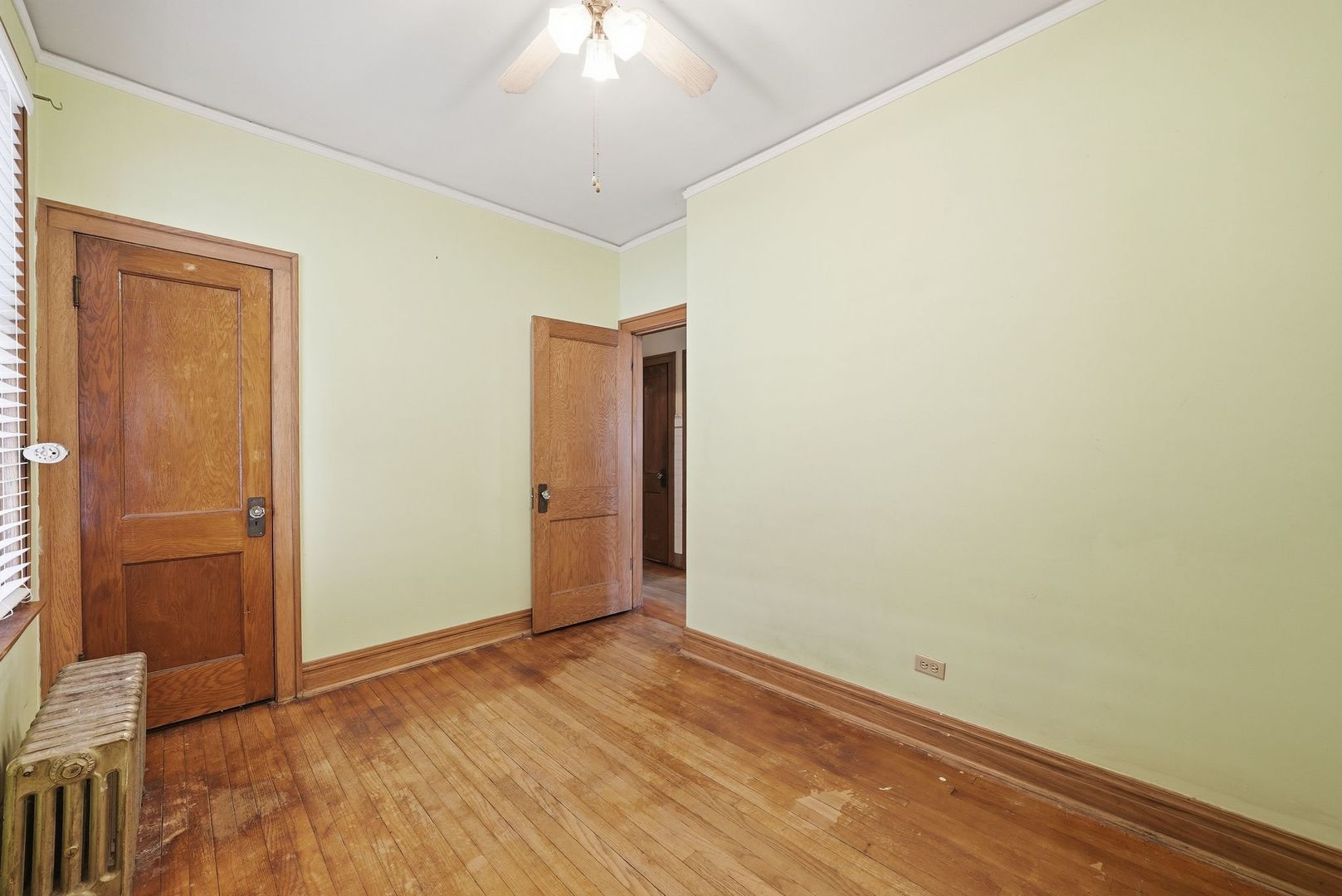 6514 S Kedvale Avenue Property Photo 14