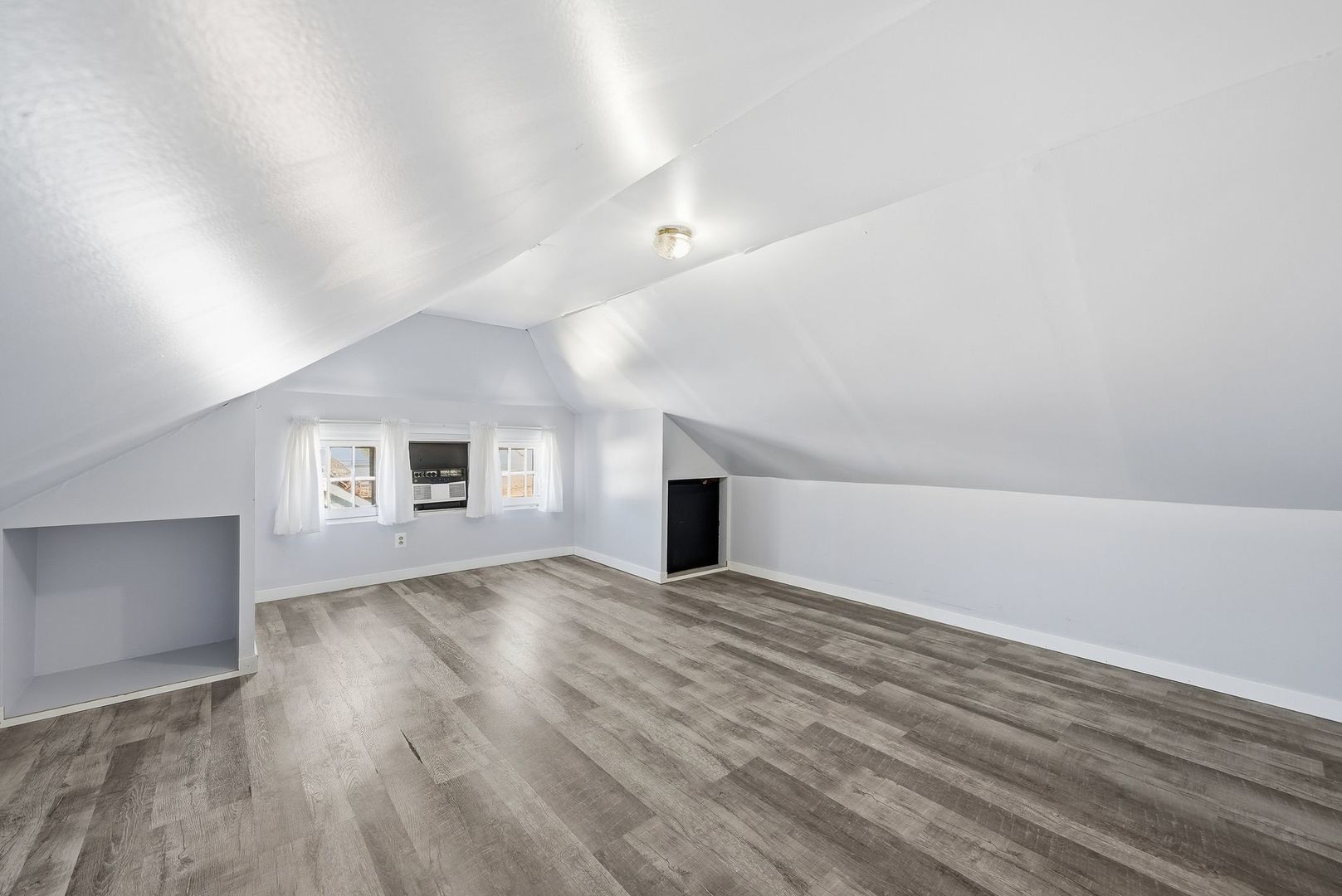 6514 S Kedvale Avenue Property Photo 17