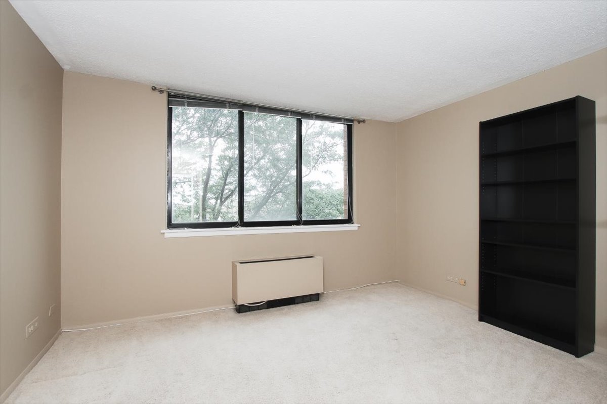 2000 Saint Regis Drive 6j Property Photo 16