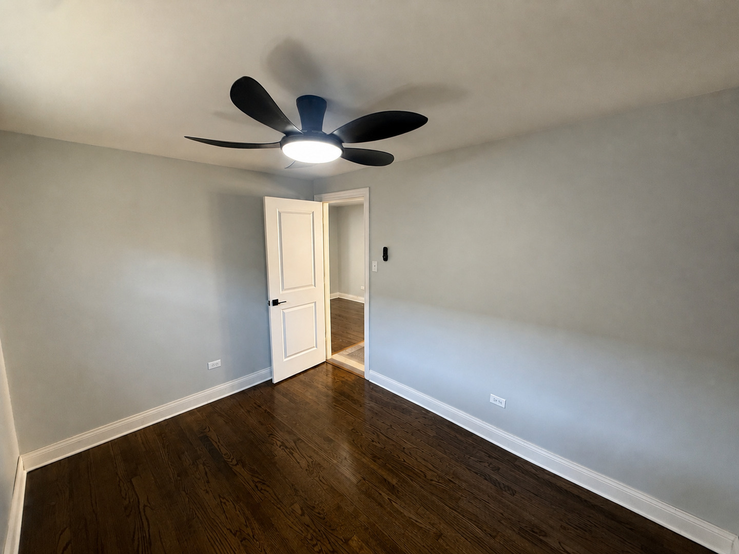 1234 W 97th Place Property Photo 8