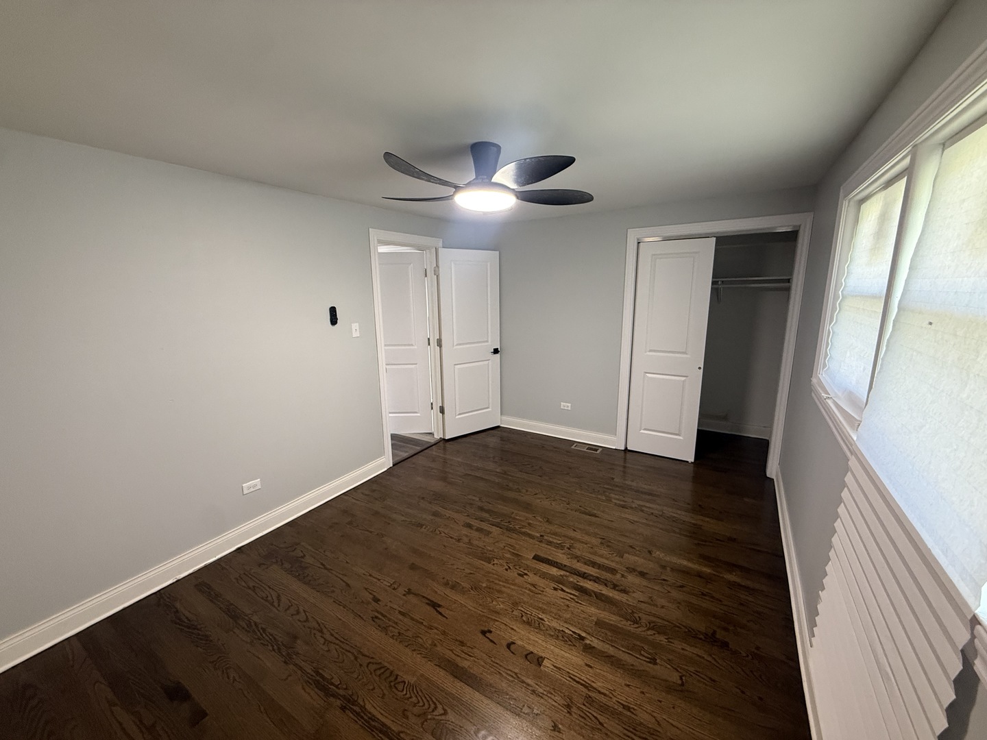 1234 W 97th Place Property Photo 14