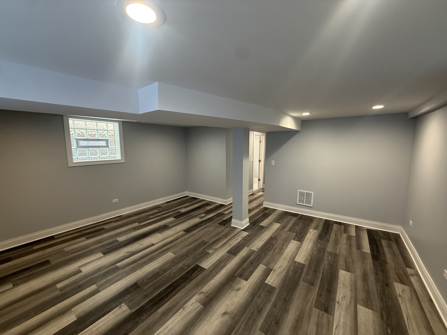 1234 W 97th Place Property Photo 18