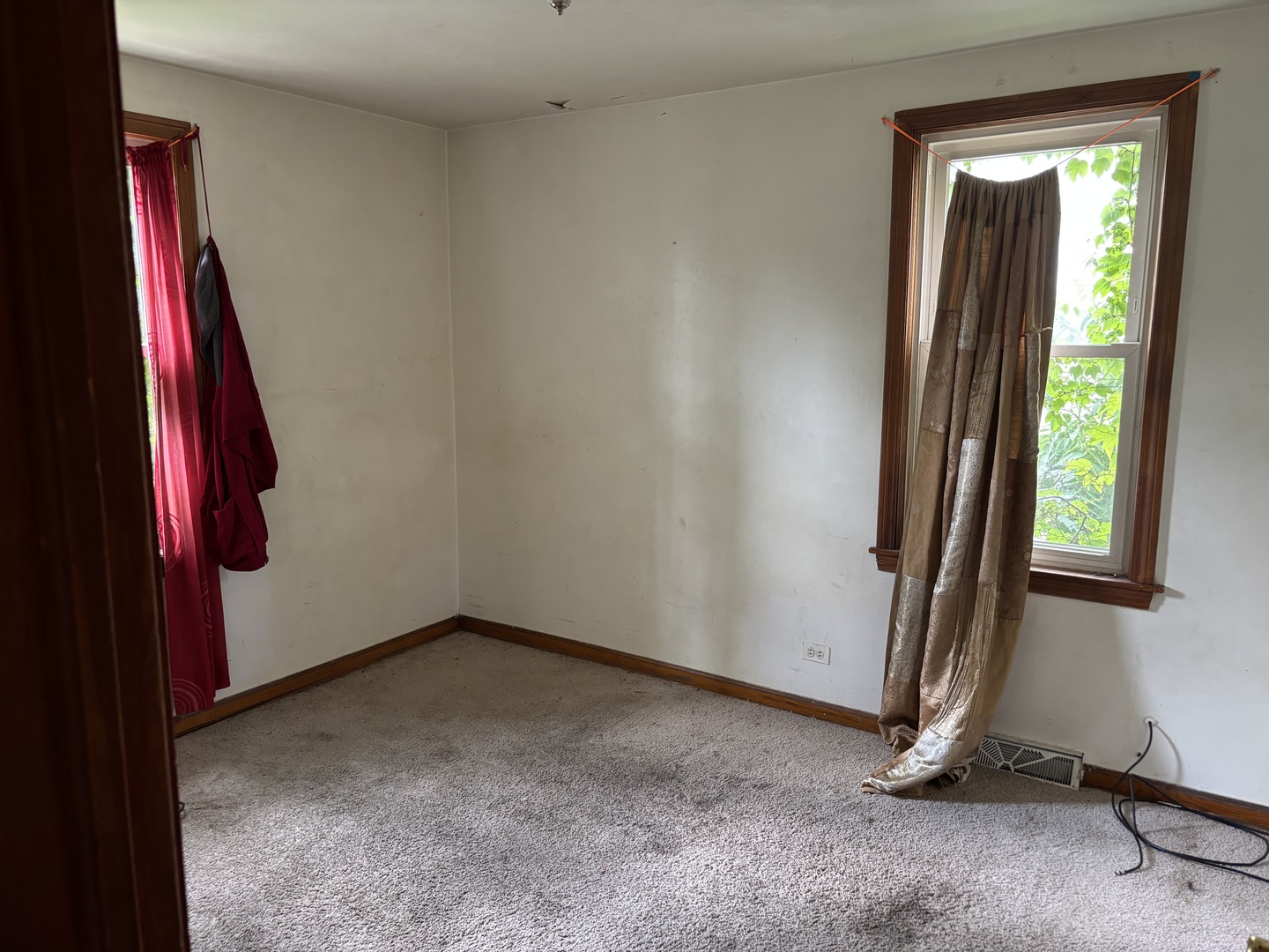 9114 S Ellis Avenue Property Photo 11