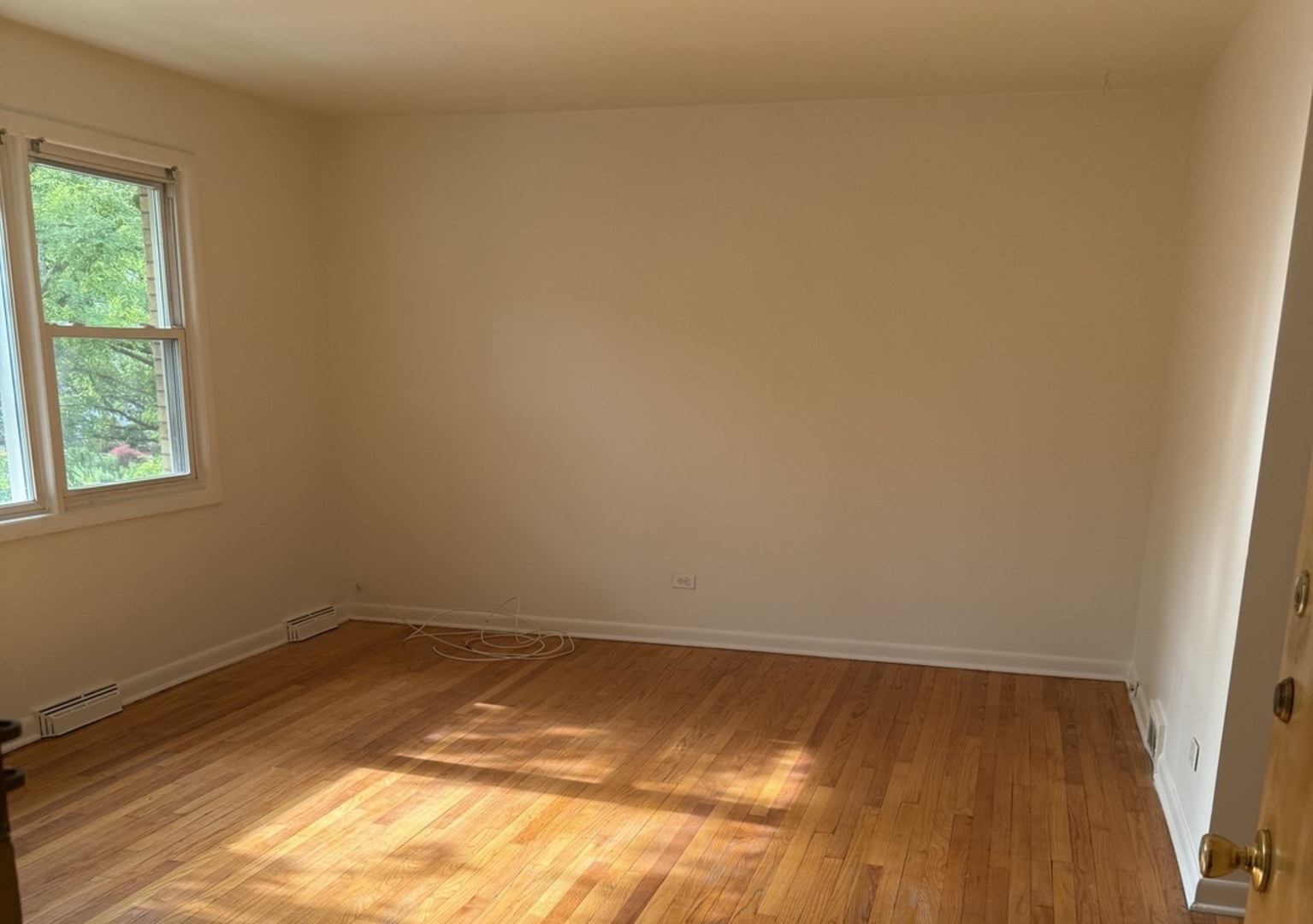 266 W Washington Boulevard 2n Property Photo 4