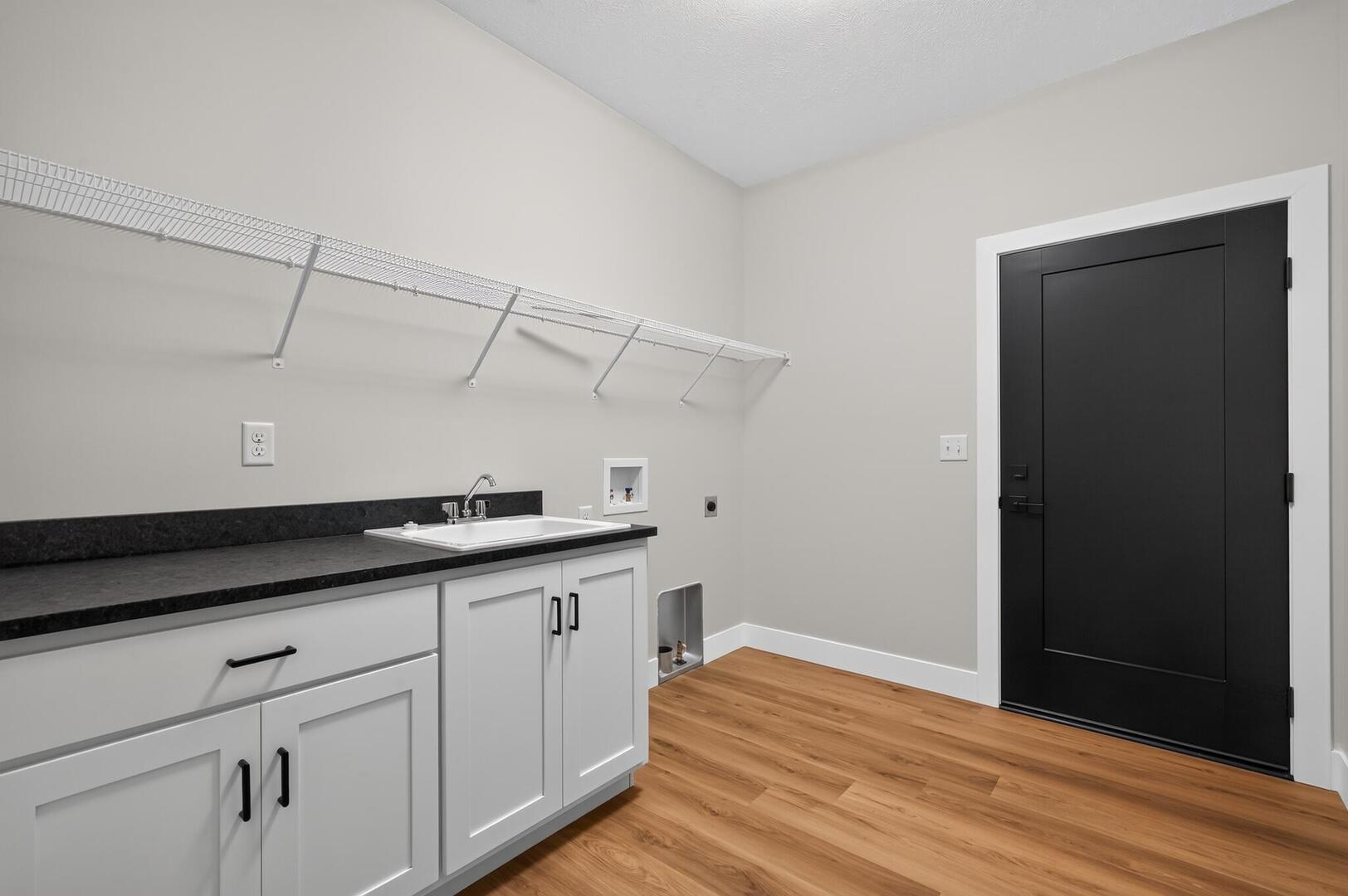 1704 Blenheim Drive Property Photo 38