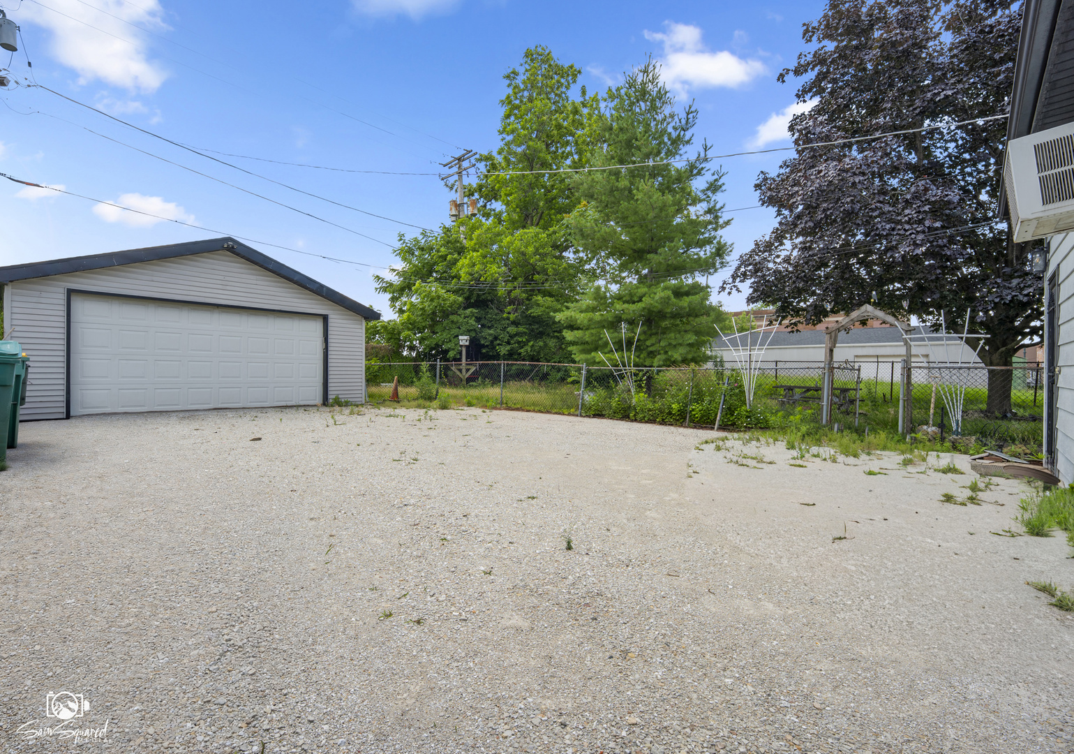 116 N Hickory Street Property Photo 3