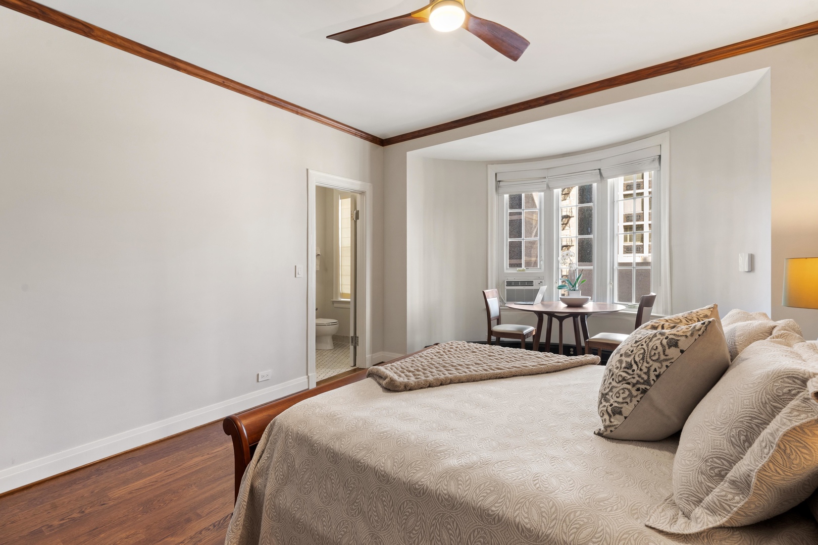 70 E Scott Street 307 Property Photo 18