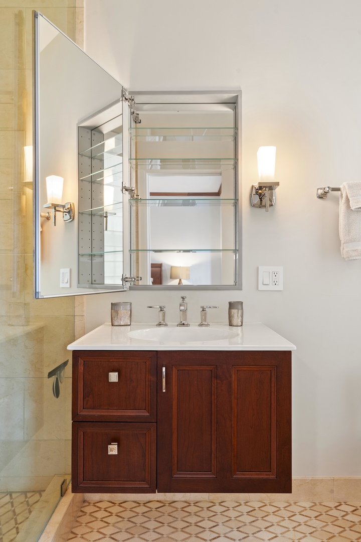 70 E Scott Street 307 Property Photo 23