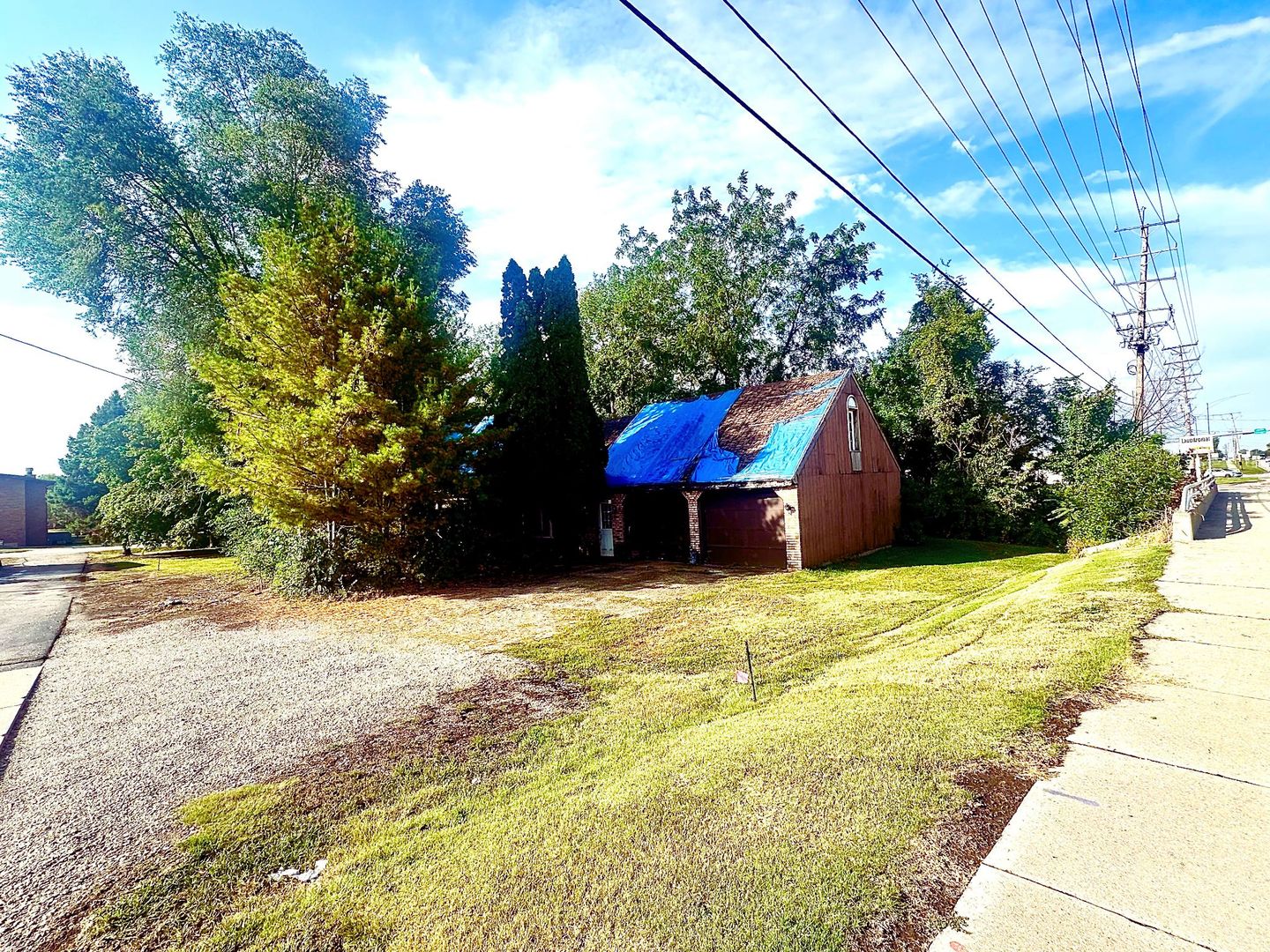 523 Bedford Road Property Photo 5