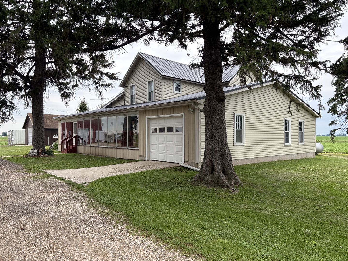 2563 Gurler Road Property Photo 3