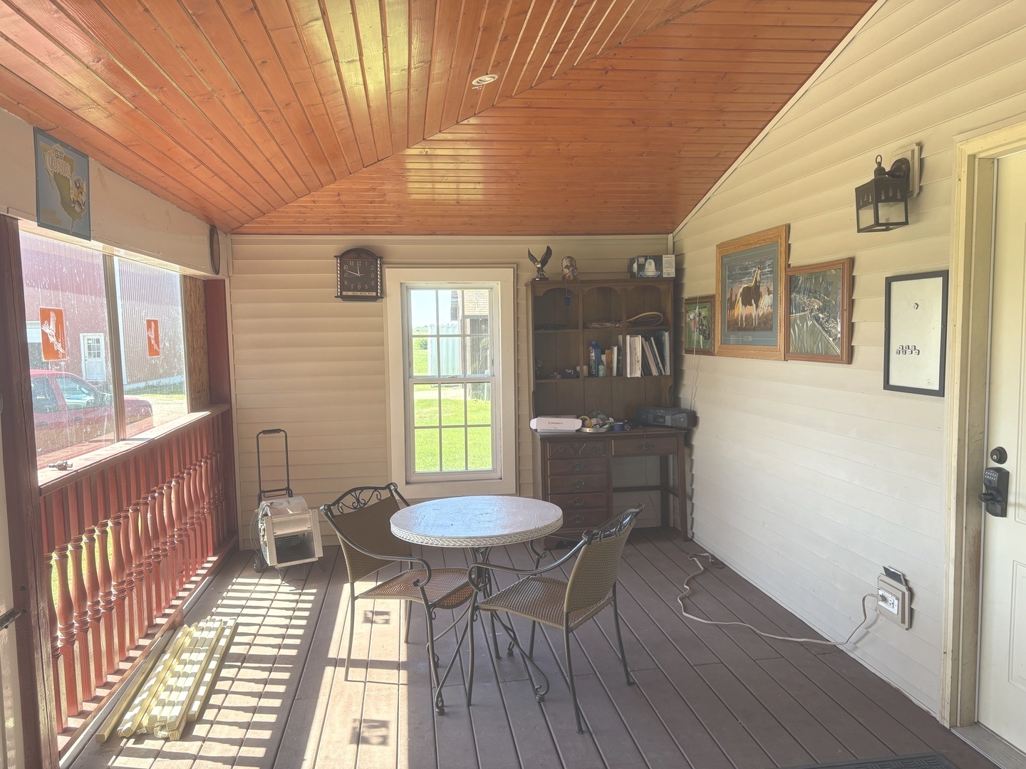 2563 Gurler Road Property Photo 8