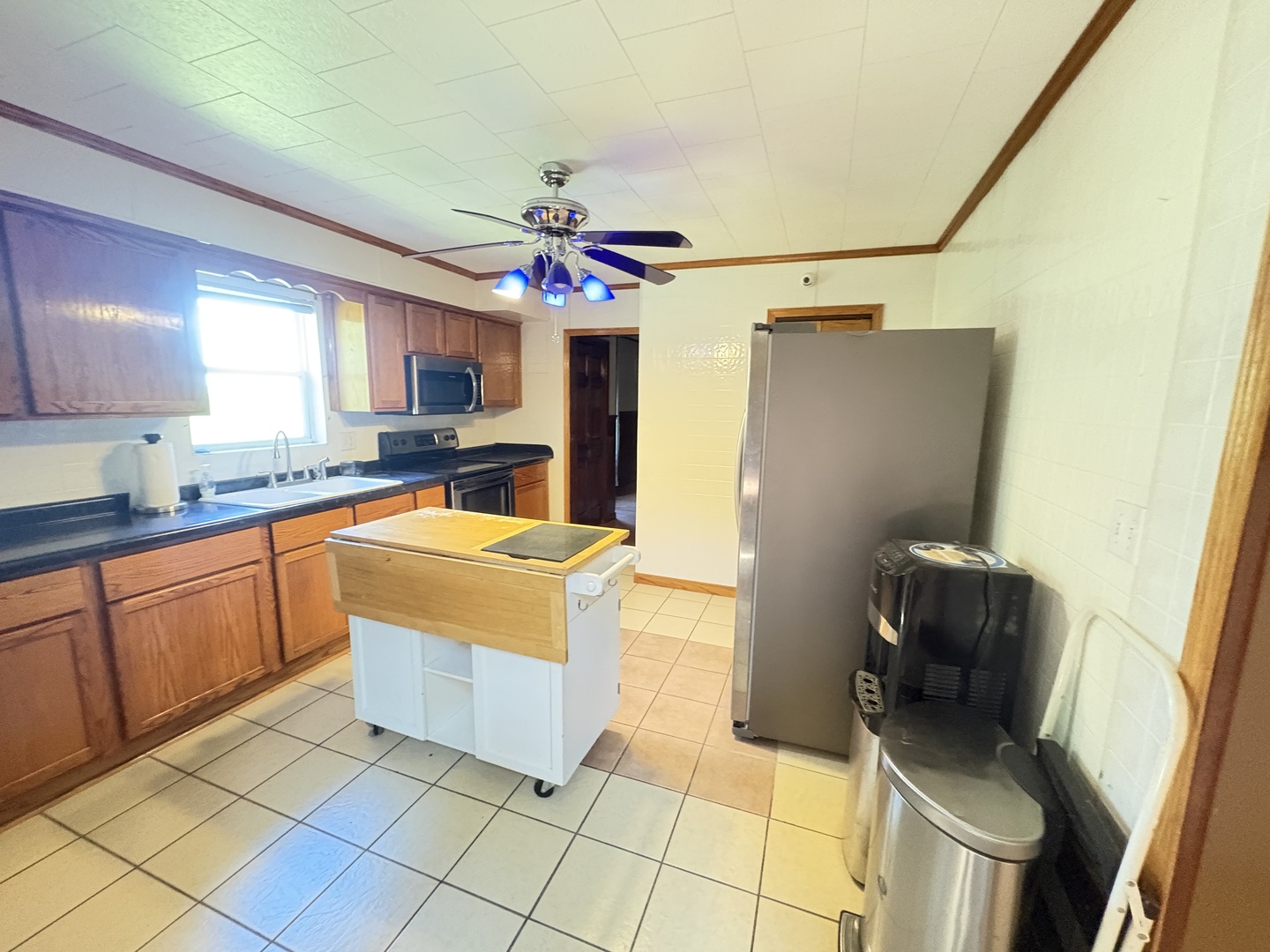 2563 Gurler Road Property Photo 12