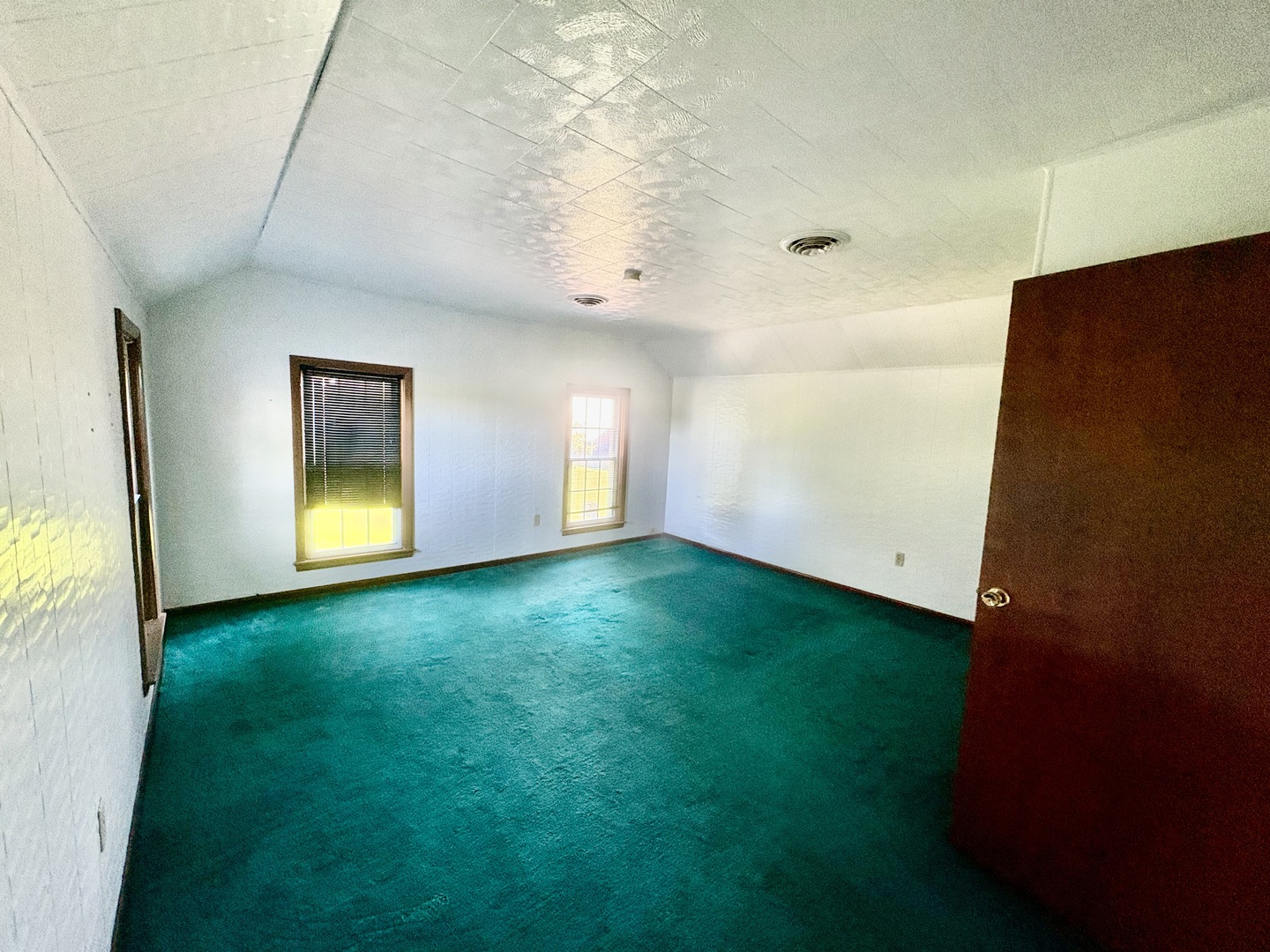 2563 Gurler Road Property Photo 24