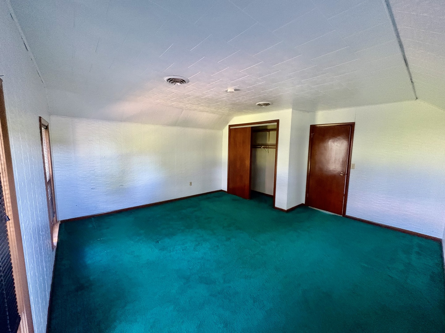 2563 Gurler Road Property Photo 25