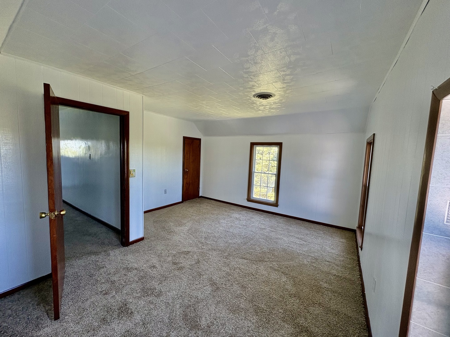 2563 Gurler Road Property Photo 26