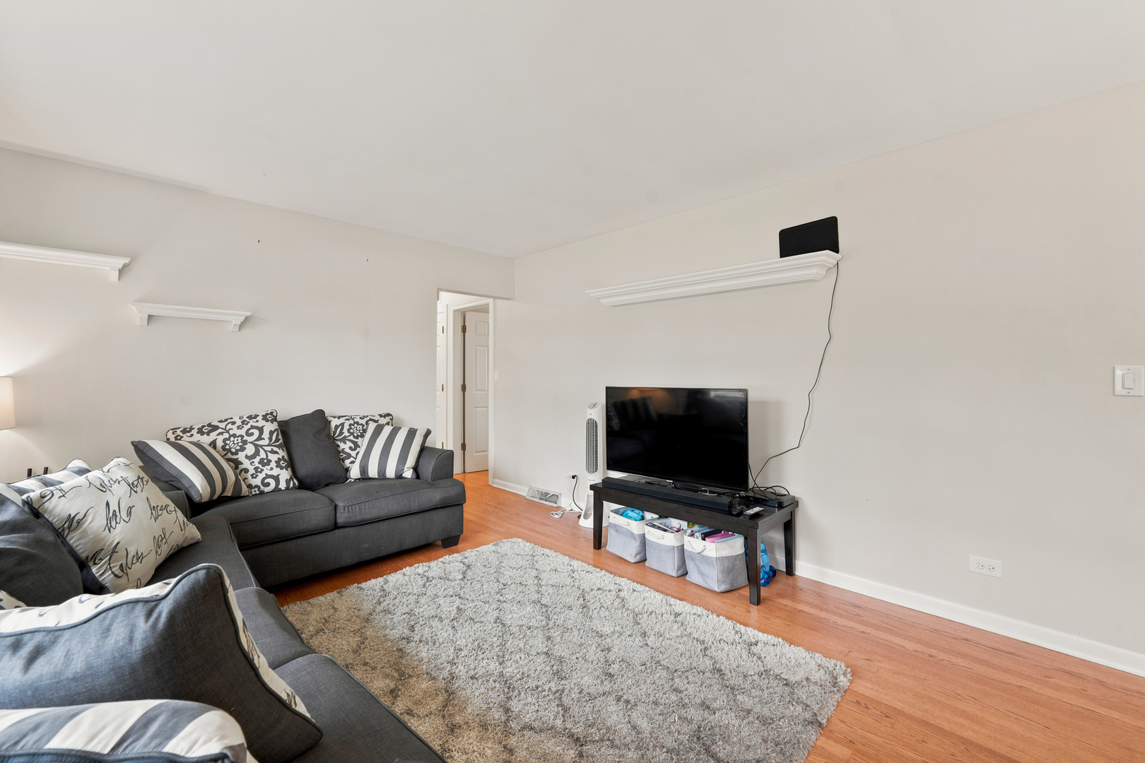 25 E Wilson Avenue Property Photo 7