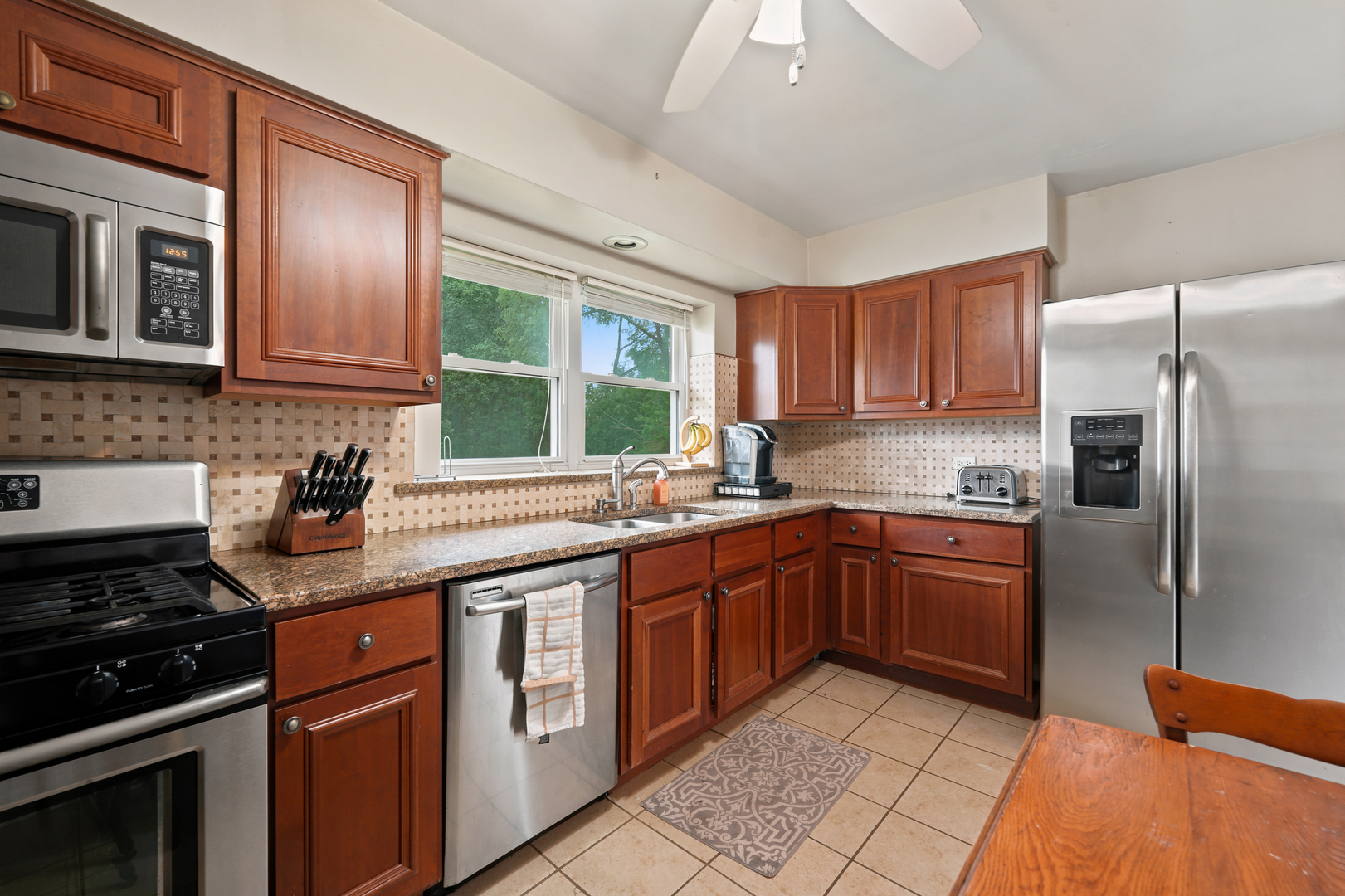 25 E Wilson Avenue Property Photo 8