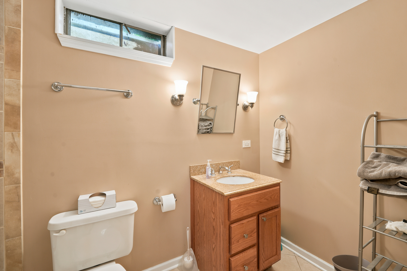 25 E Wilson Avenue Property Photo 23
