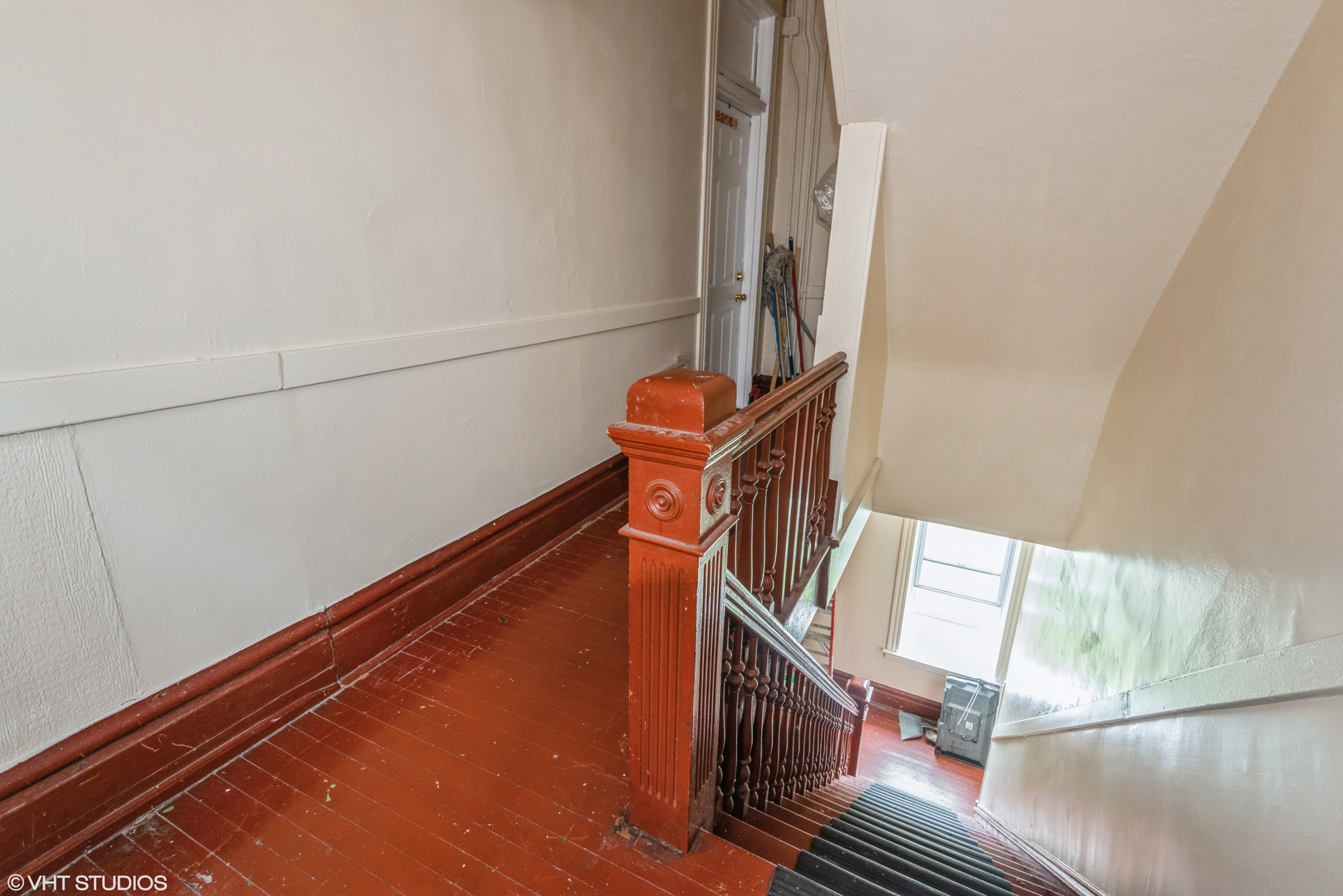 2417 S Saint Louis Avenue Property Photo 15