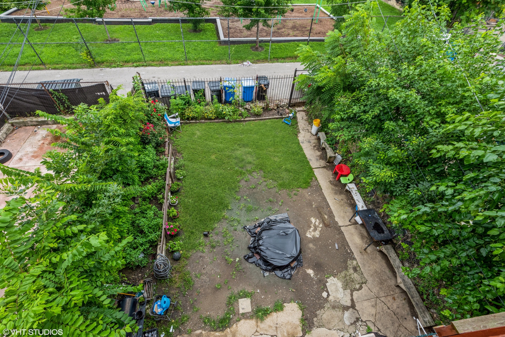 2417 S Saint Louis Avenue Property Photo 19