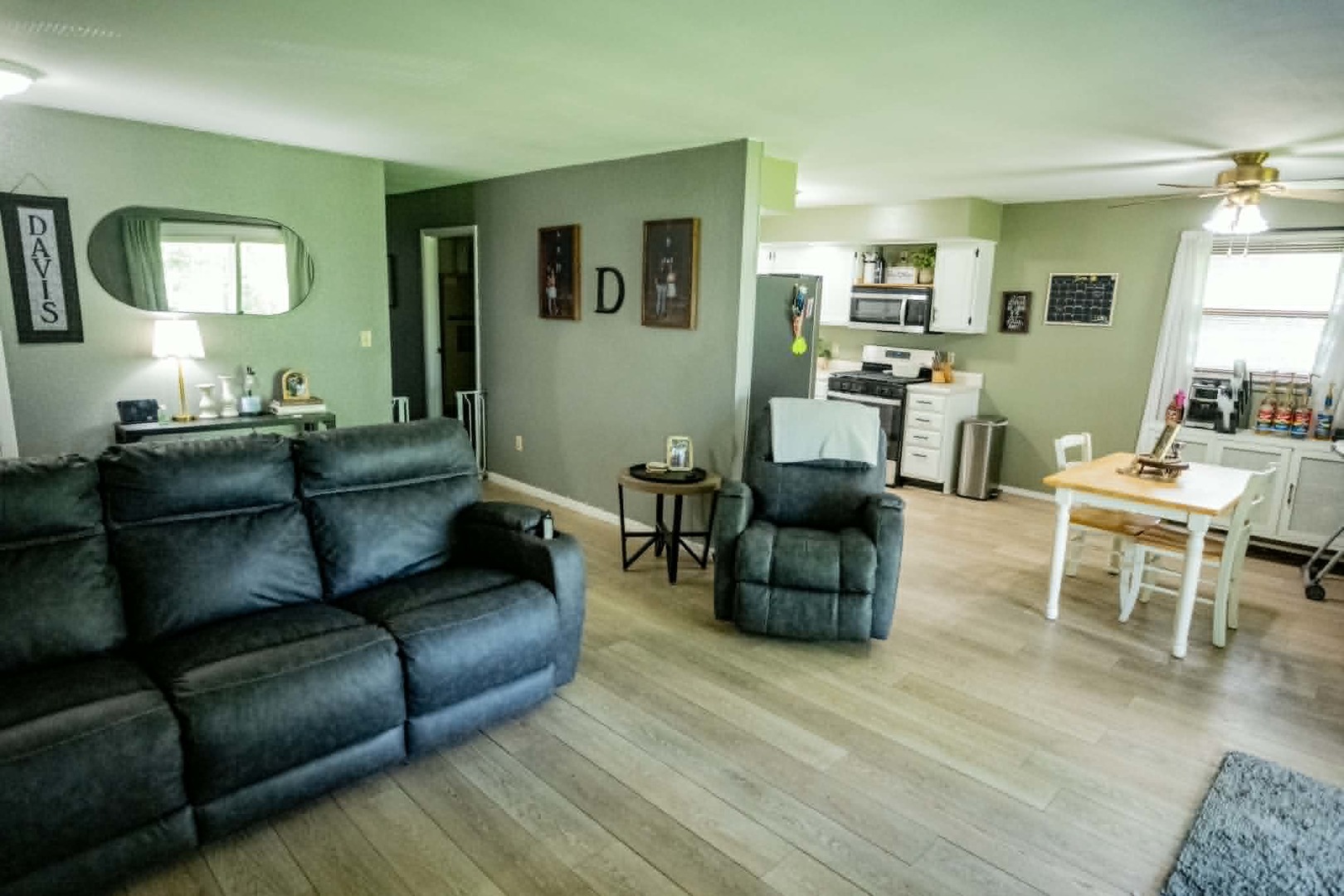 108 S Richman Street Property Photo 12