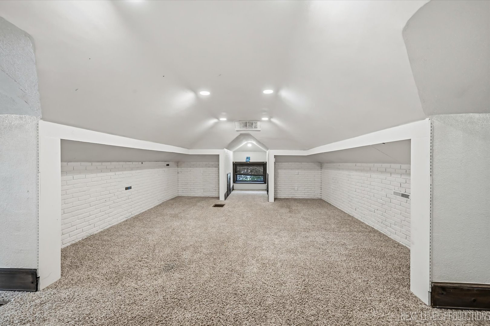 609 S 5th Avenue Property Photo 21
