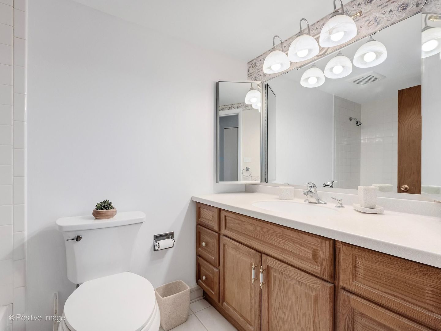 6340 Americana Drive 310 Property Photo 18