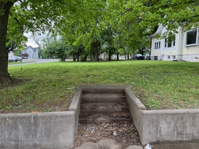 313 W Walnut Street Property Photo 1