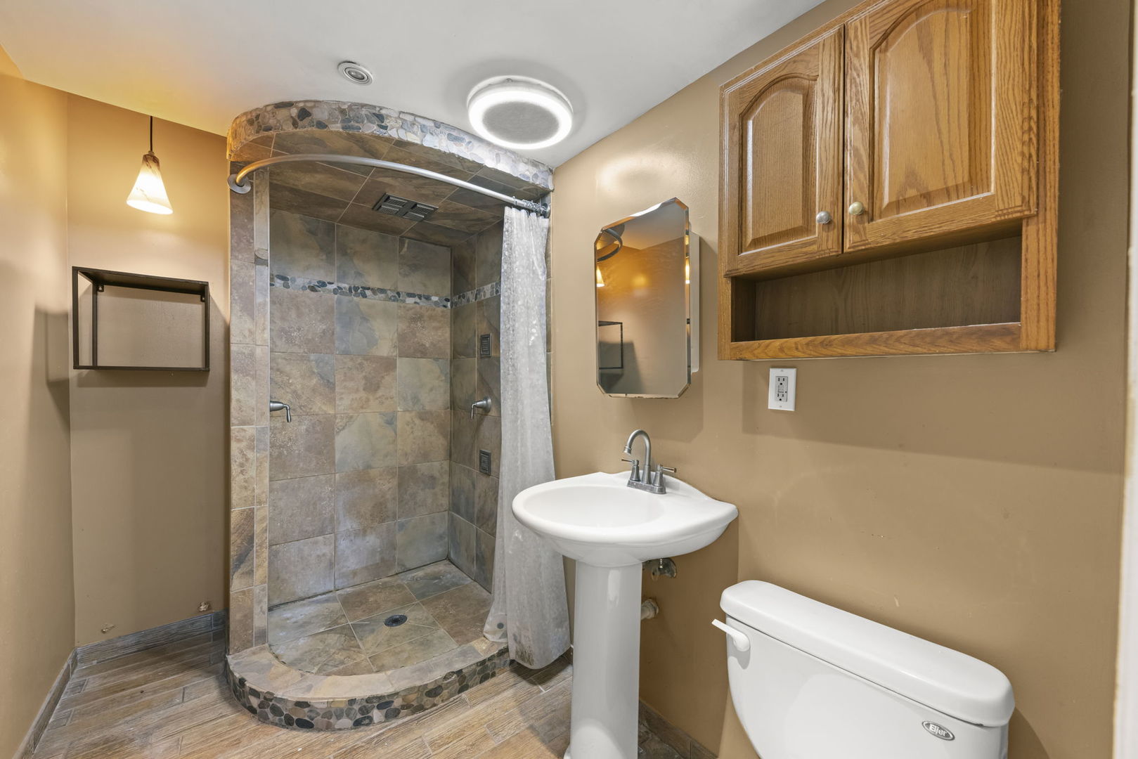 1217 Degener Avenue Property Photo 14