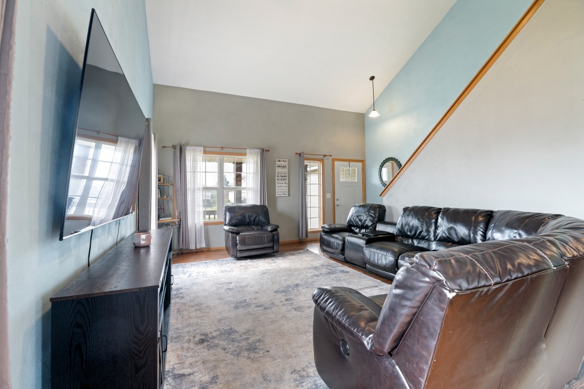 3833 Dunbury Lane Property Photo 11