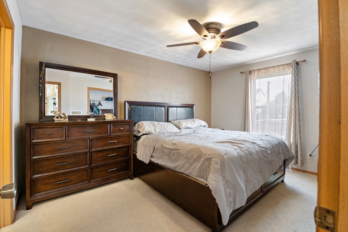 3833 Dunbury Lane Property Photo 19