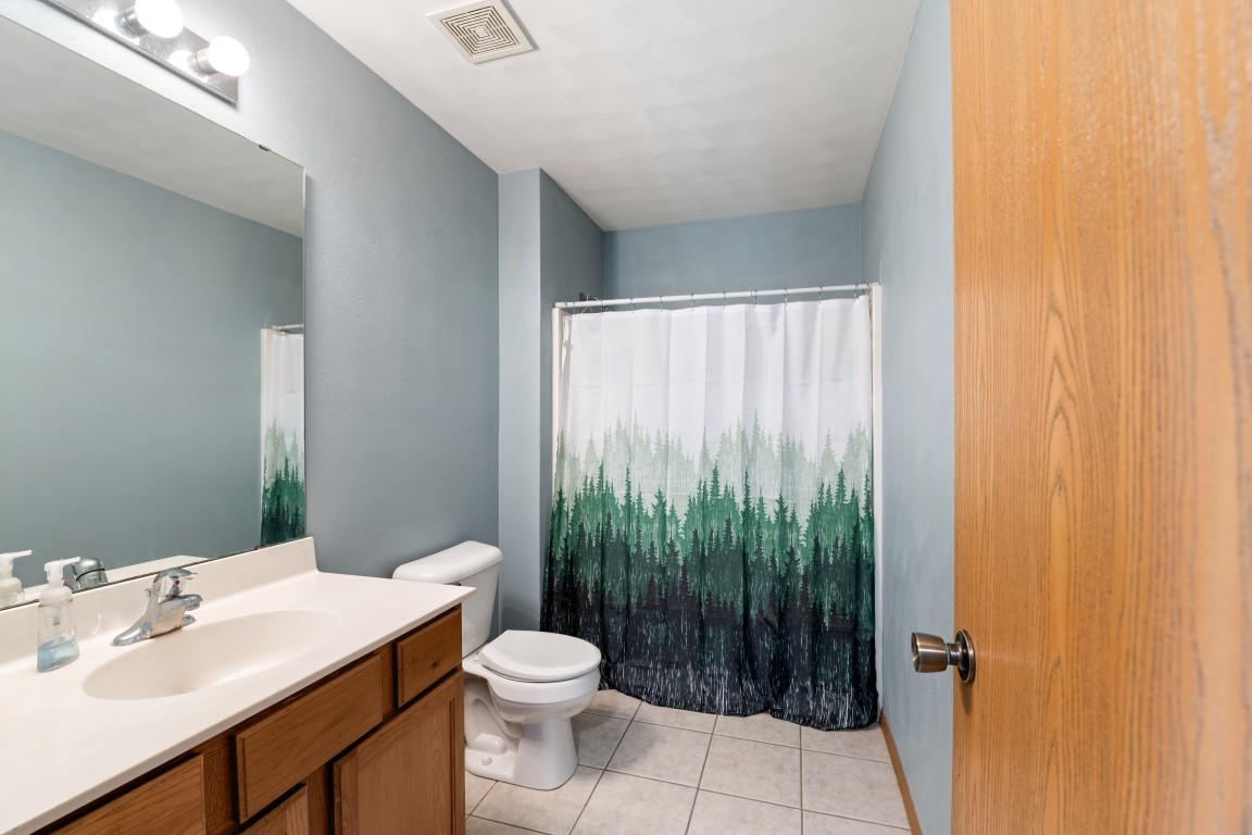 3833 Dunbury Lane Property Photo 27