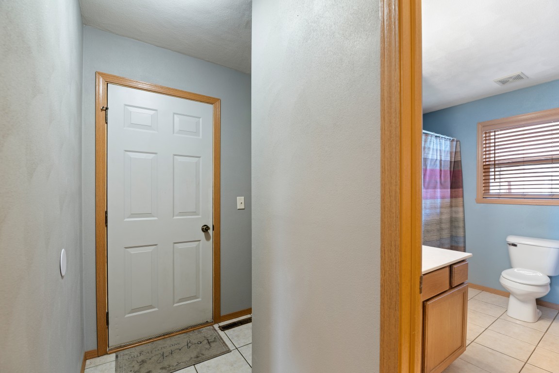 3833 Dunbury Lane Property Photo 38