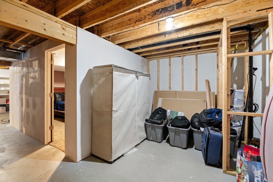 3833 Dunbury Lane Property Photo 45