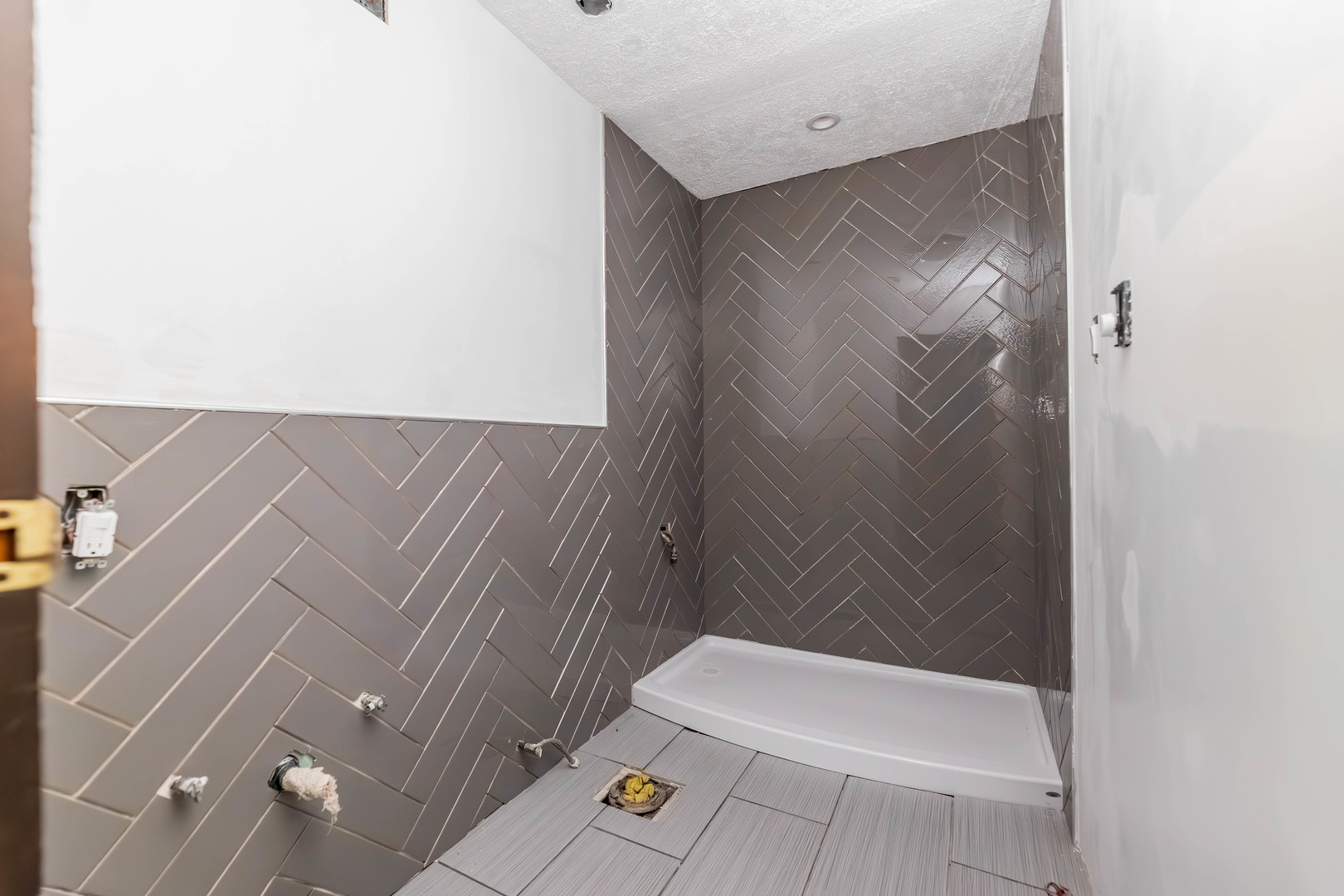 1425 Stanley Boulevard Property Photo 13
